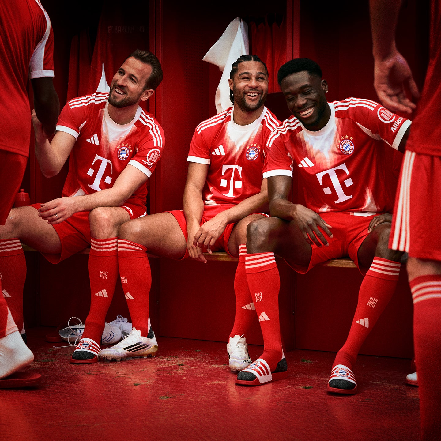 Bayern Munich 25/26 Local