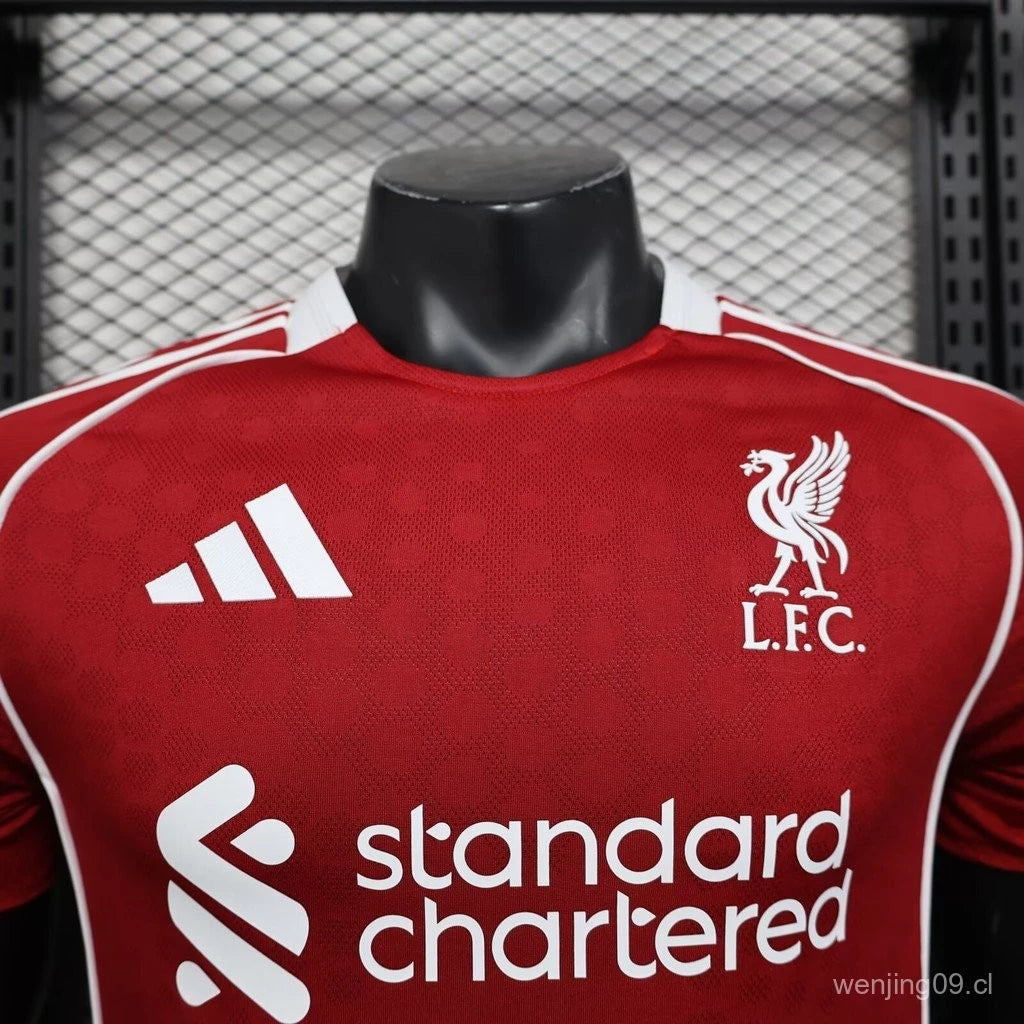 Liverpool 25/26 Local